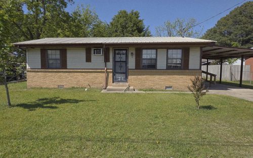 1107 E Court St, Paragould, AR, 72450-4612 | Card Image