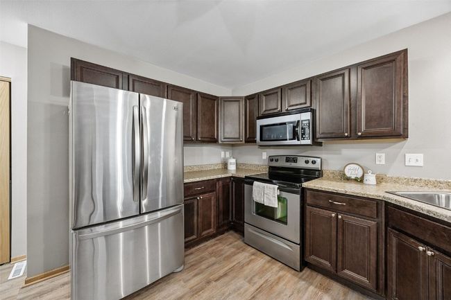 UNIT-12 - 1458 Tower Ln Ne, Condo with 2 bedrooms, 2 bathrooms and null parking in Cedar Rapids IA | Image 13