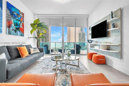 704-17550 Collins Ave, Sunny Isles Beach, FL, 33160-2867 | Card Image