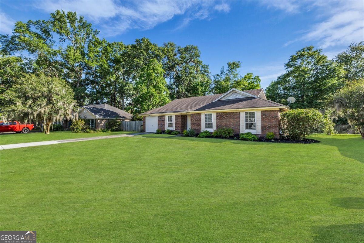 Residential in Richmond Hill 3