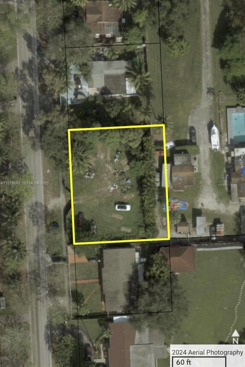 15505 N Miami Ave, Miami, FL, 33169-6738 | Card Image