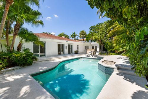 247 Plymouth Rd, West Palm Beach, FL, 33405-3324 | Card Image