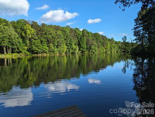 228 Creek View Rd, Mooresville, NC, 28117-5412 | Card Image