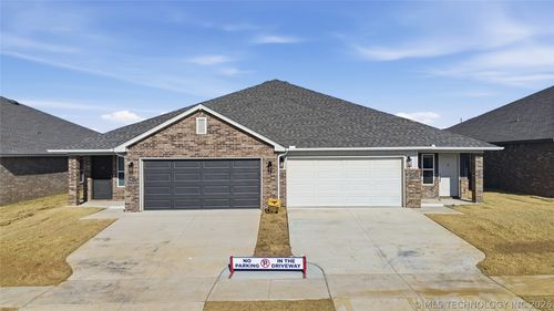 14631 E 39th Place S, Tulsa, OK, 74134 | Card Image