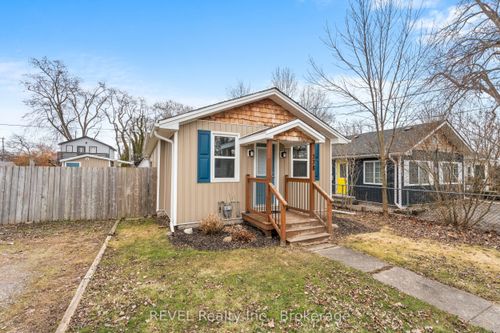 338 Inglewood Rd, Fort Erie, ON, L0S1N0 | Card Image