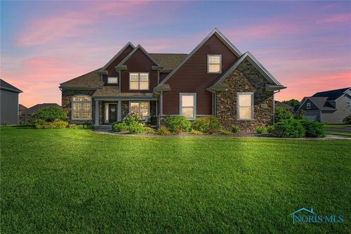 7844 Iron Horse Rd, Monclova, OH, 43542-6706 | Card Image