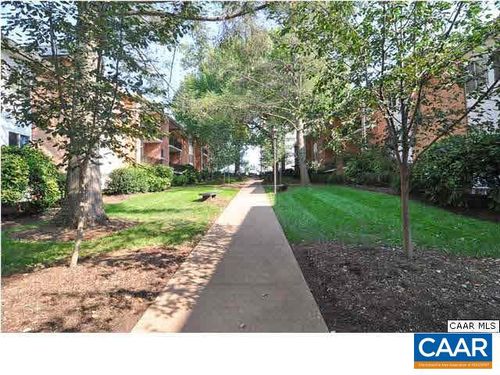 apt-17-1800 Jefferson Park Ave, CHARLOTTESVILLE, VA, 22903-3542 | Card Image