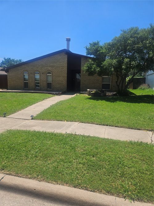 5044 Crawford Drive, The Colony, TX, 75056 | Card Image