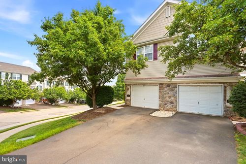 404 Fort Hill Cir, FORT WASHINGTON, PA, 19034-2305 | Card Image