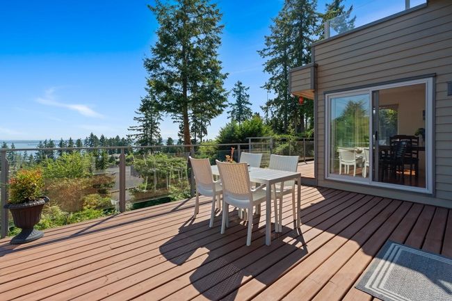 4750 Meadfeild Road, House other with 5 bedrooms, 4 bathrooms and null parking in West Vancouver BC | Image 23