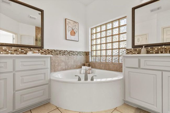 3313 Oxsheer Dr, House other with 4 bedrooms, 3 bathrooms and 6 parking in Austin TX | Image 16