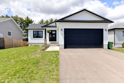 26 Terrance Drive, Petawawa, ON, K8H0H3 | Card Image