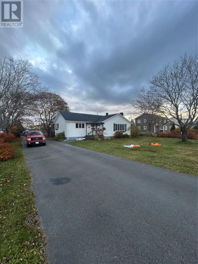 44 Grenfell Hts, House other with 3 bedrooms, 2 bathrooms and null parking in Grand Falls Windsor NL | Image 1