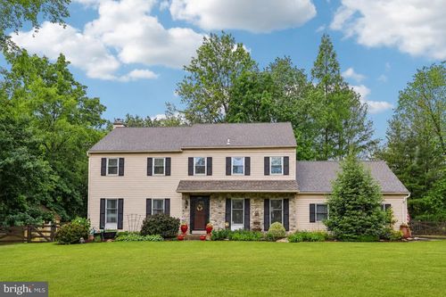 484 Mockingbird Ln, Collegeville, PA, 19426-1186 | Card Image