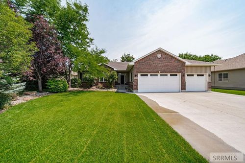 4225 Silverado Dr, Idaho Falls, ID, 83404-5035 | Card Image