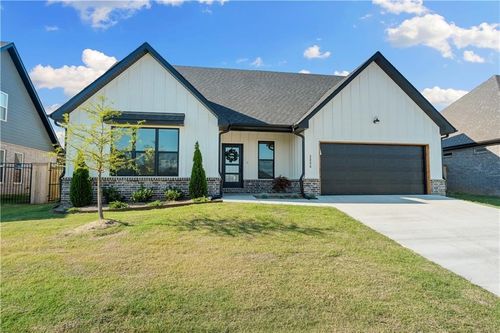 3206 Sw Rosemont Ave, Bentonville, AR, 72713-4044 | Card Image