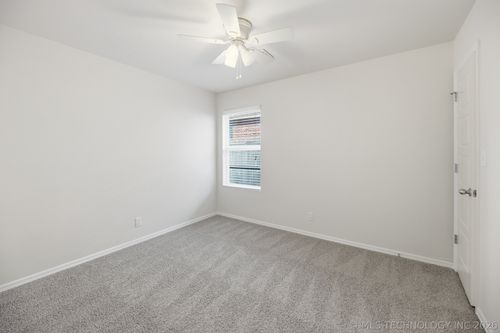 13320 21st Pl, Bixby, OK, 74008-1038 | Card Image