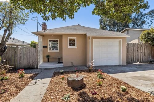 1339 Mariposa St, Richmond, CA, 94804-4934 | Card Image