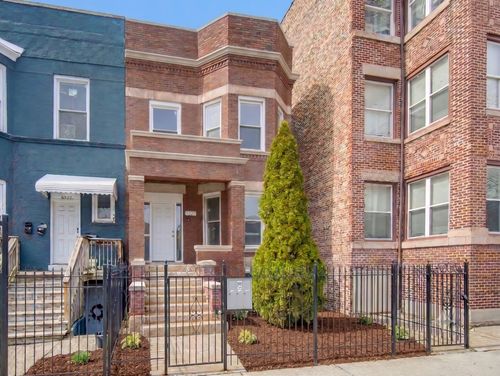 6520 S Ellis Ave, Chicago, IL, 60637-4202 | Card Image