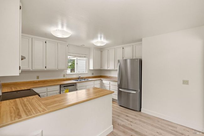 20828 Via Colombard, House other with 2 bedrooms, 2 bathrooms and 2 parking in Sonoma CA | Image 12