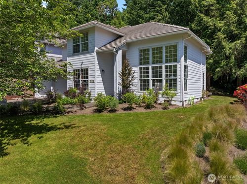 6105 75th Avenue Ct W, University Place, WA, 98467-4553 | Card Image