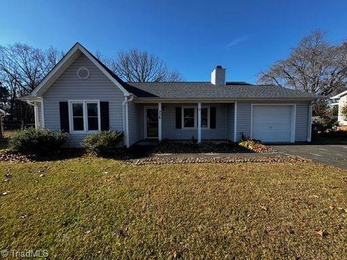 336 Cheltenham Dr, Winston Salem, NC, 27103-6134 | Card Image