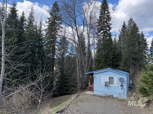 121 Court St, Pierce, ID, 83546-0287 | Card Image