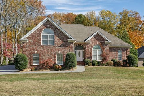 4015 Pilgrim Trl, Greenbrier, TN, 37073-1441 | Card Image