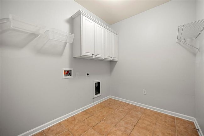 2798 Loftview Sq, Townhouse with 3 bedrooms, 4 bathrooms and null parking in Atlanta GA | Image 22