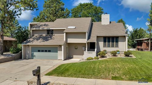 3201 Hogan Ct, Rapid City, SD, 57702-5015 | Card Image
