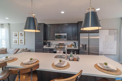 413 Willowshire Ct, WAYNESBORO, VA, 22980 | Card Image