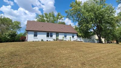 421 Bancroft Dr, House other with 4 bedrooms, 2 bathrooms and 2 parking in Clarksville TN | Image 2