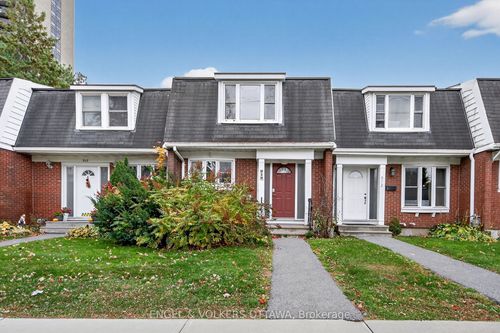 910 Dynes Rd, Ottawa, ON, K2C0G8 | Card Image