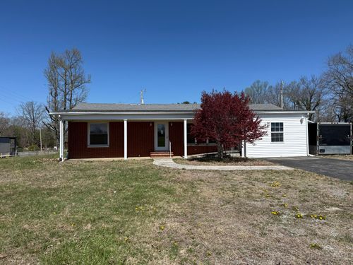 262 E Steve Wariner Drive, Russell Springs, KY, 42642 | Card Image
