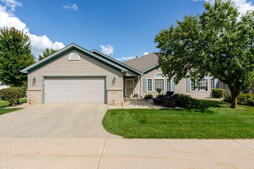 3711 Wine Way, Bloomington, IL, 61704-8298 | Card Image