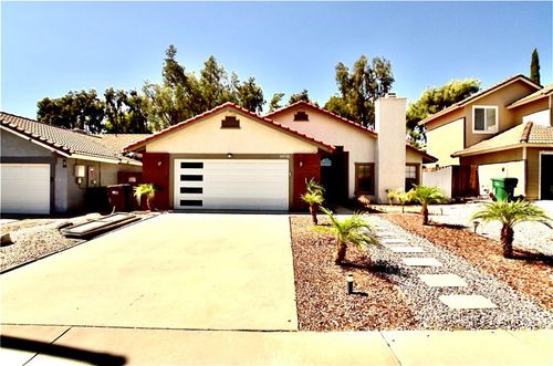 39739 Old Carriage Rd, Murrieta, CA, 92563 | Card Image
