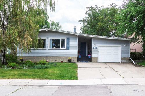 823 Cannell Rd Sw, Calgary, AB, T2W1T5 | Card Image