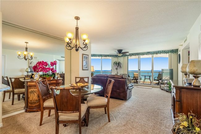 APT-9-5 - 5051 N Highway A1a, House attached with 2 bedrooms, 2 bathrooms and null parking in Hutchinson Island FL | Image 5