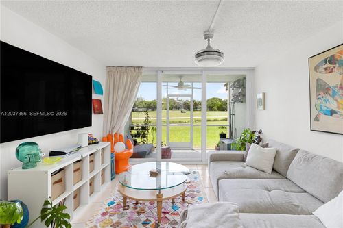 103-9495 Evergreen Pl, Davie, FL, 33324-4353 | Card Image