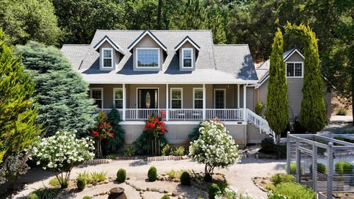 19314 Victoria Drive, Grass Valley, CA, 95949 | Card Image