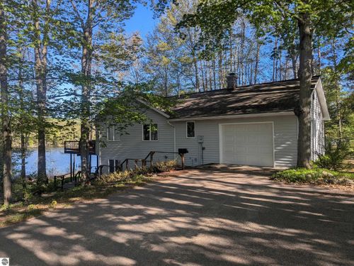 3520 Childs Ln, Central Lake, MI, 49622-9770 | Card Image