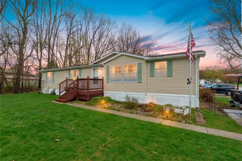 8-3470 W Wembley Lane, Kalamazoo, MI, 49009 | Card Image