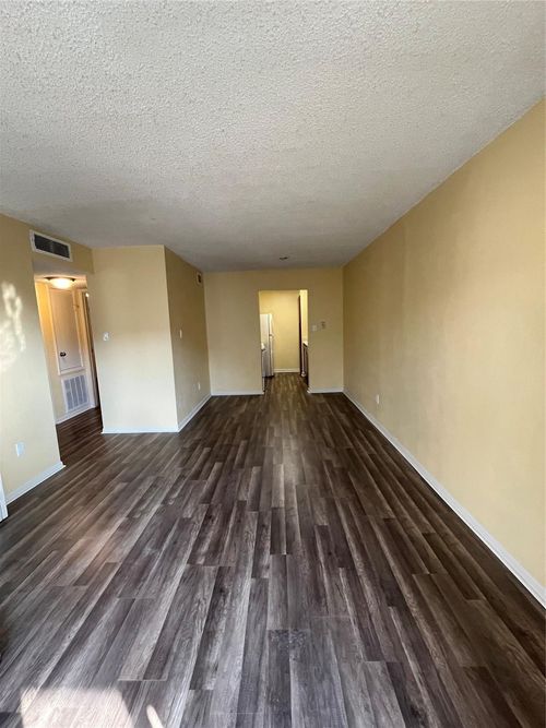 apt-200-3919 Fairmont Pkwy, Pasadena, TX, 77504-3062 | Card Image