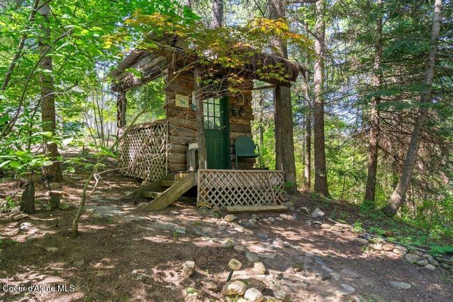 17461 N Right Fork Rd, House other with 3 bedrooms, 3 bathrooms and null parking in Hauser ID | Image 35