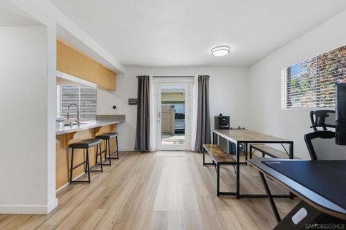 unit-a-11941 Royal Rd, El Cajon, CA, 92021-1363 | Card Image