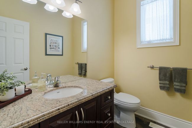 1044 Swiss Hts, House other with 4 bedrooms, 5 bathrooms and 4 parking in Oshawa ON | Image 17