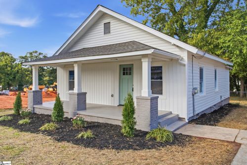 210 Gridley St, Greenville, SC, 29609-4311 | Card Image
