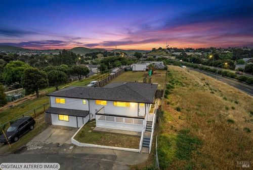 136 Renida St, Vallejo, CA, 94591-7505 | Card Image