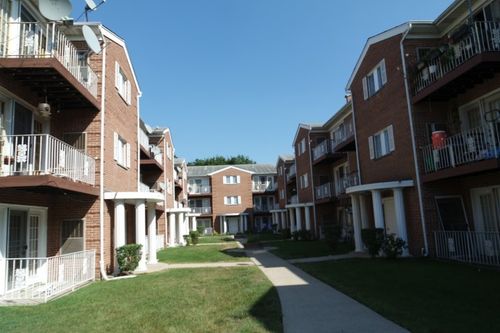 302-4120 Williamsburg Court, Glenview, IL, 60025 | Card Image