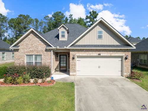 147 Summer Grove Ln, Macon, GA, 31206-5235 | Card Image